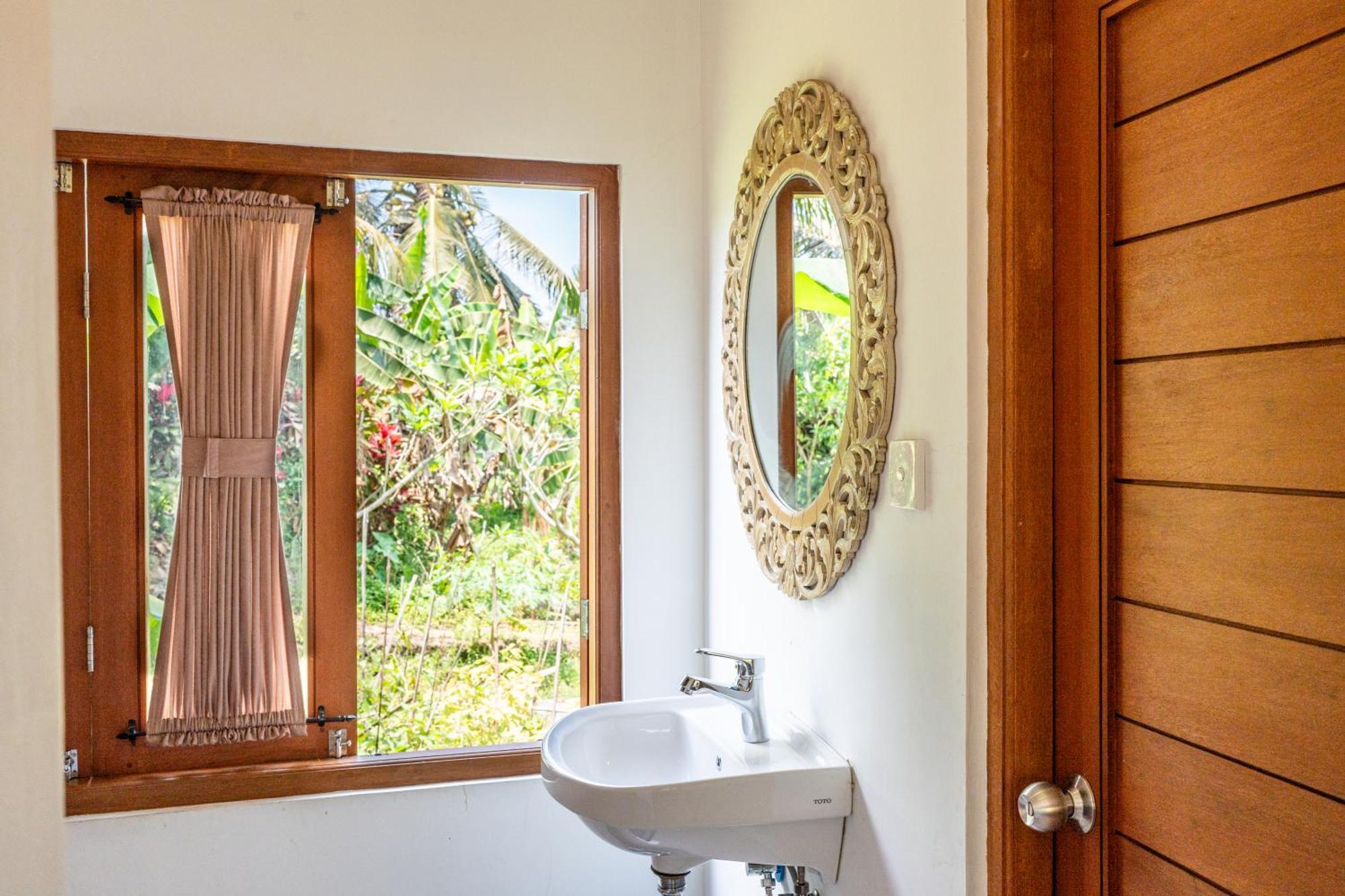 Ubud Ayu Exterior photo