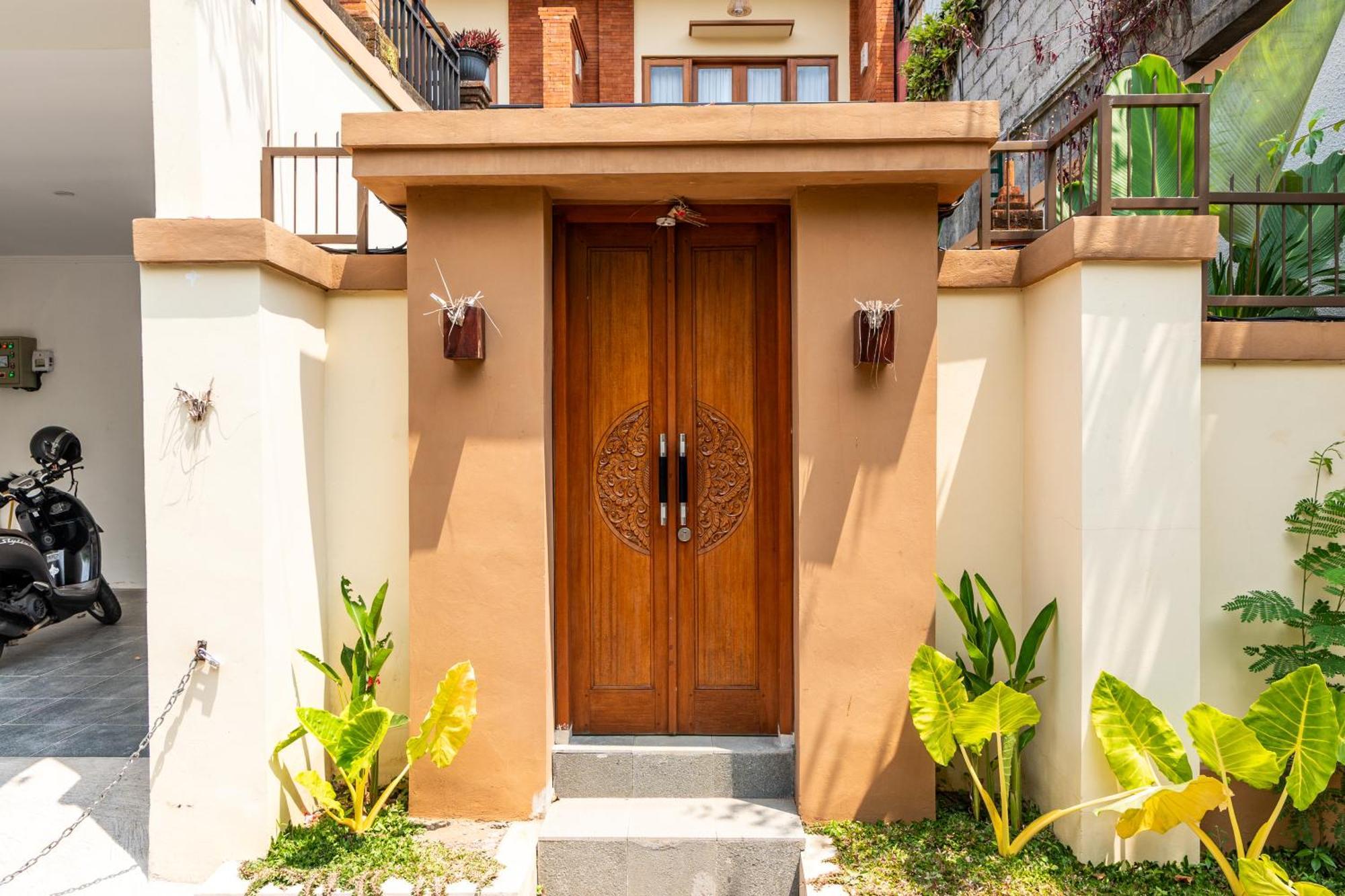 Ubud Ayu Exterior photo